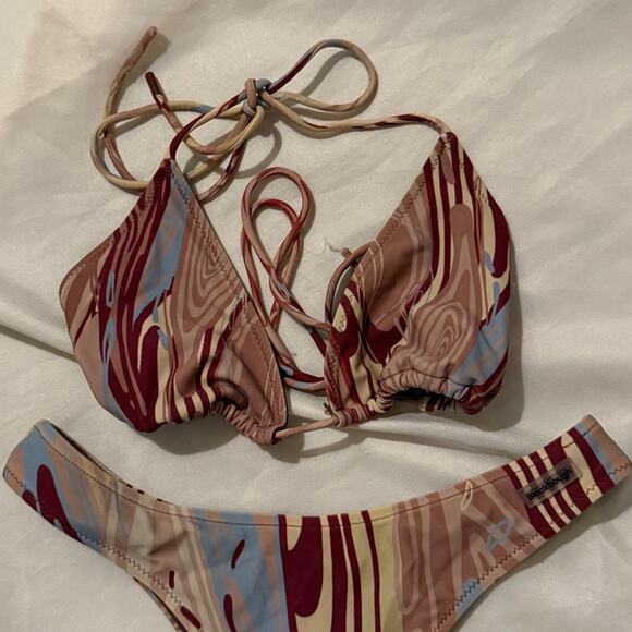 Blackbough Swim Bikini Chloe Top & Martini Bottoms in Marble Melt size S/M - Picture 2 of 8